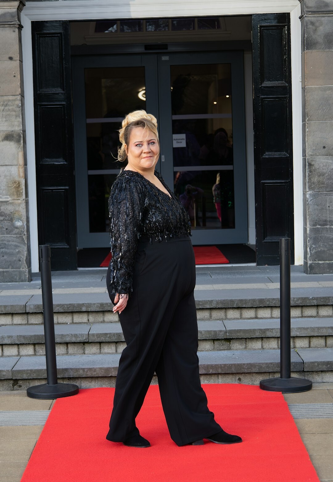 actress on red carpet